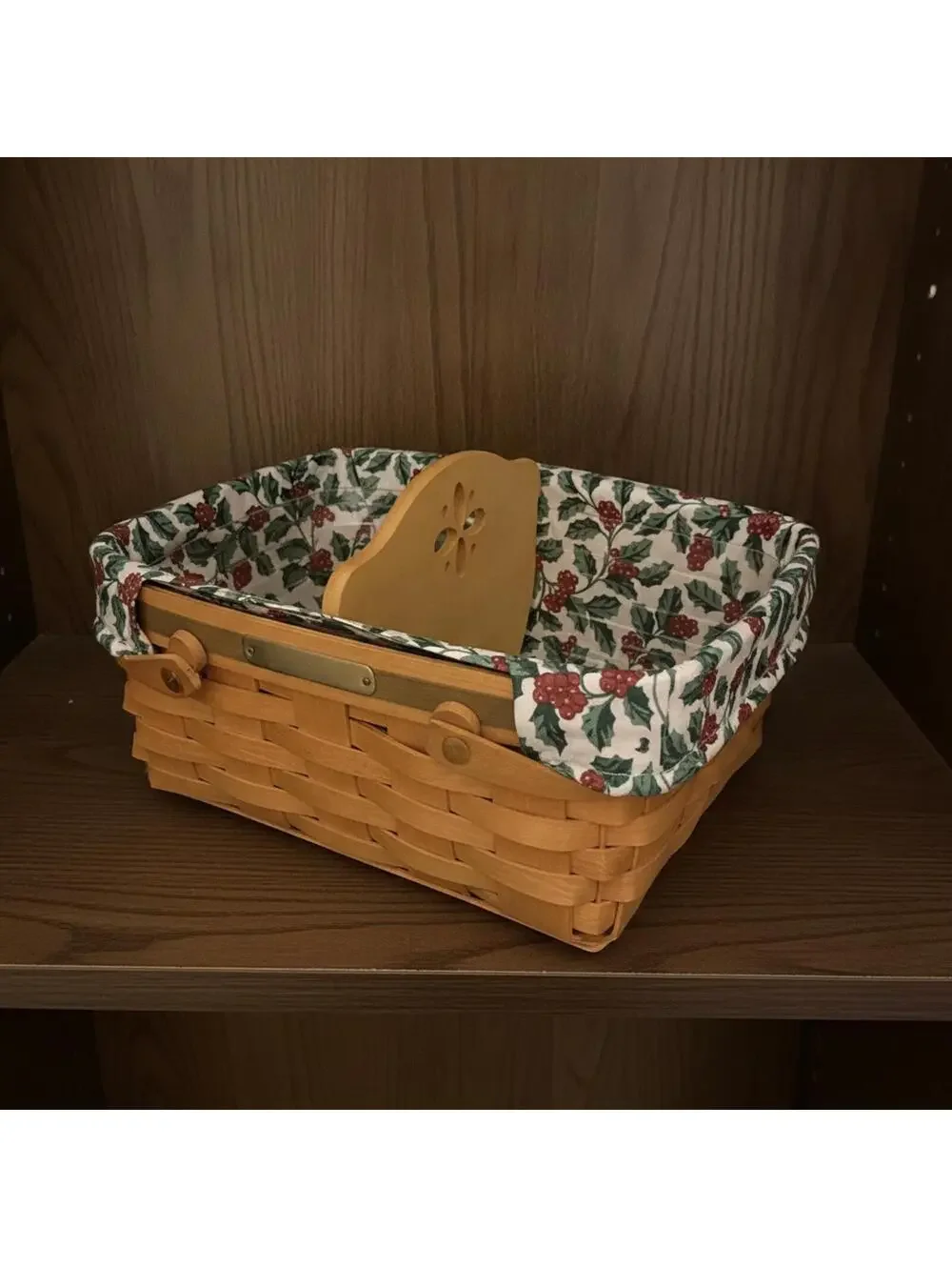 Longaberger 1996 Picnic Holiday Cheer Basket w/ Lid, Divider, Liner, & 2 cloths